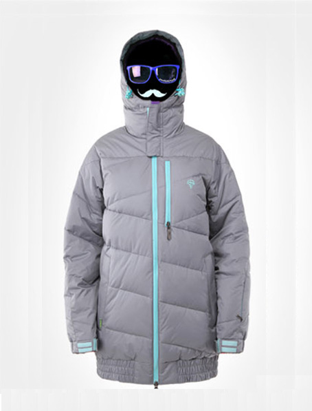 郑州时尚男款滑雪服定做那个加工厂家专业？